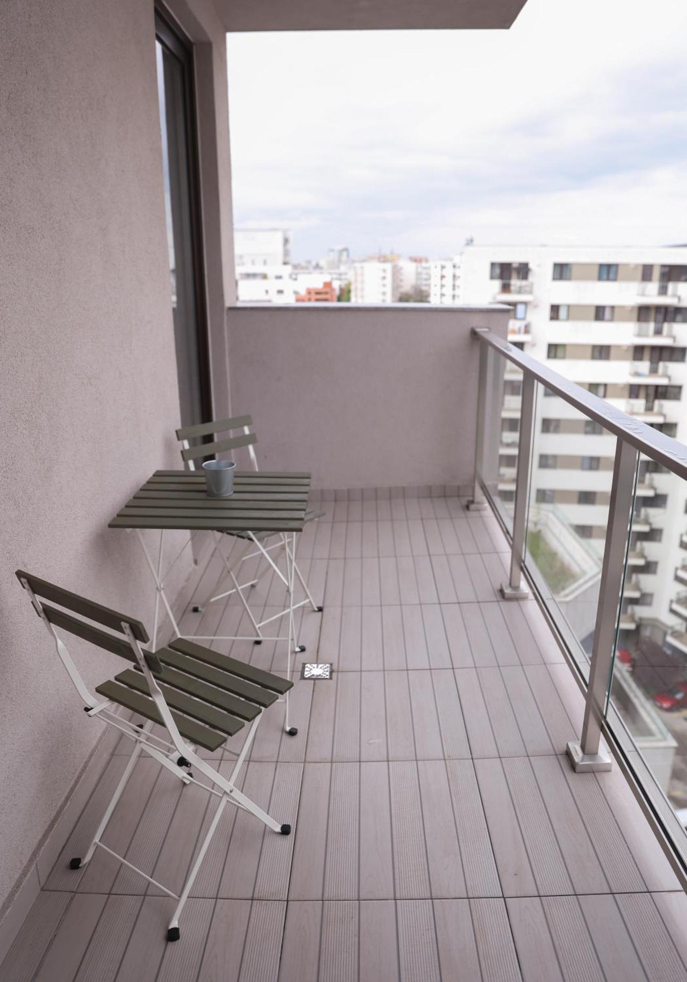 Vitan Central Oasis ---Free Secured Private Parking---Self Check-In-- Bucarest Esterno foto