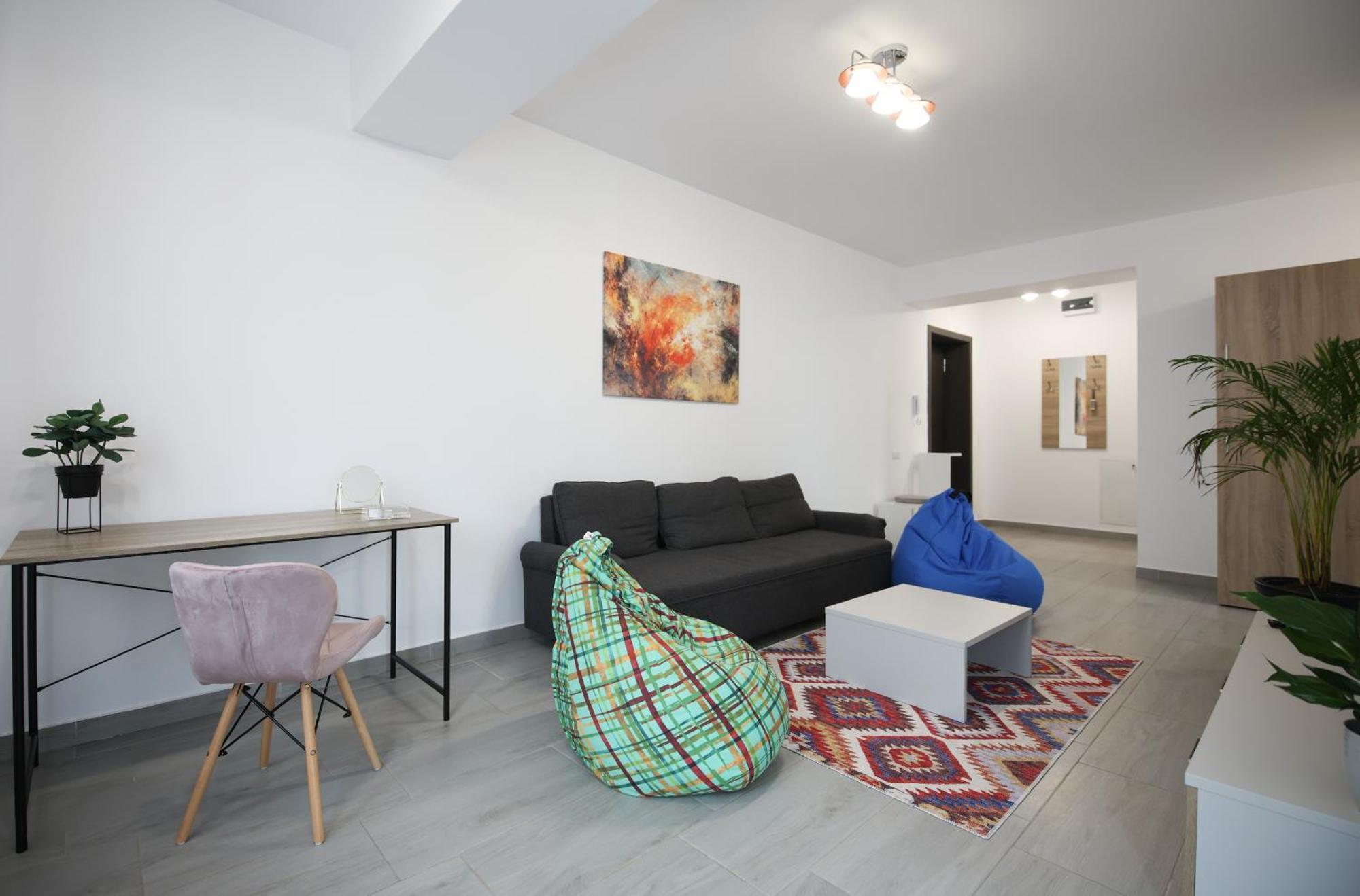Vitan Central Oasis ---Free Secured Private Parking---Self Check-In-- Bucarest Esterno foto