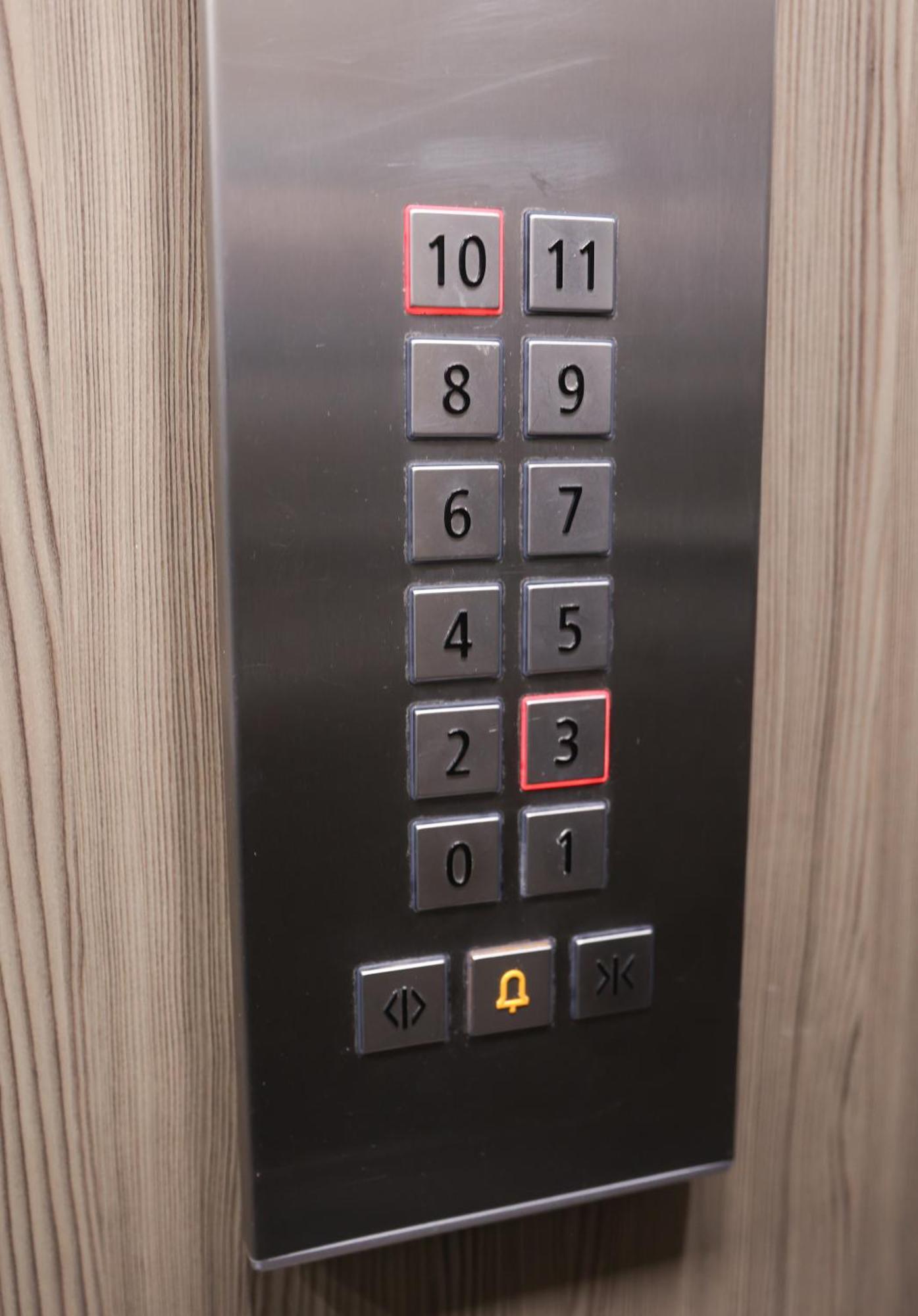 Vitan Central Oasis ---Free Secured Private Parking---Self Check-In-- Bucarest Esterno foto